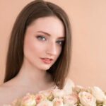 Фрилансер и продавец Laura Smokro